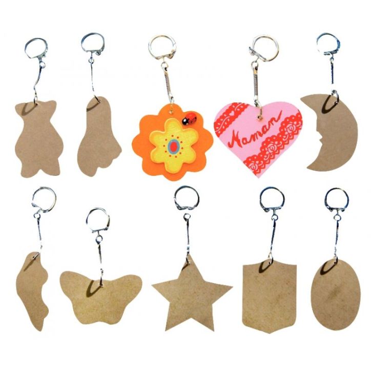 Lot de 10 porte-clés assortis en bois 10431